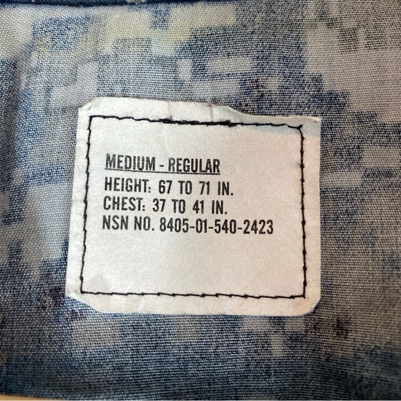 US Navy Camo Blue Working Digital Uniform Shirt Medium Button Long Sleeve - Picture 4 of 6